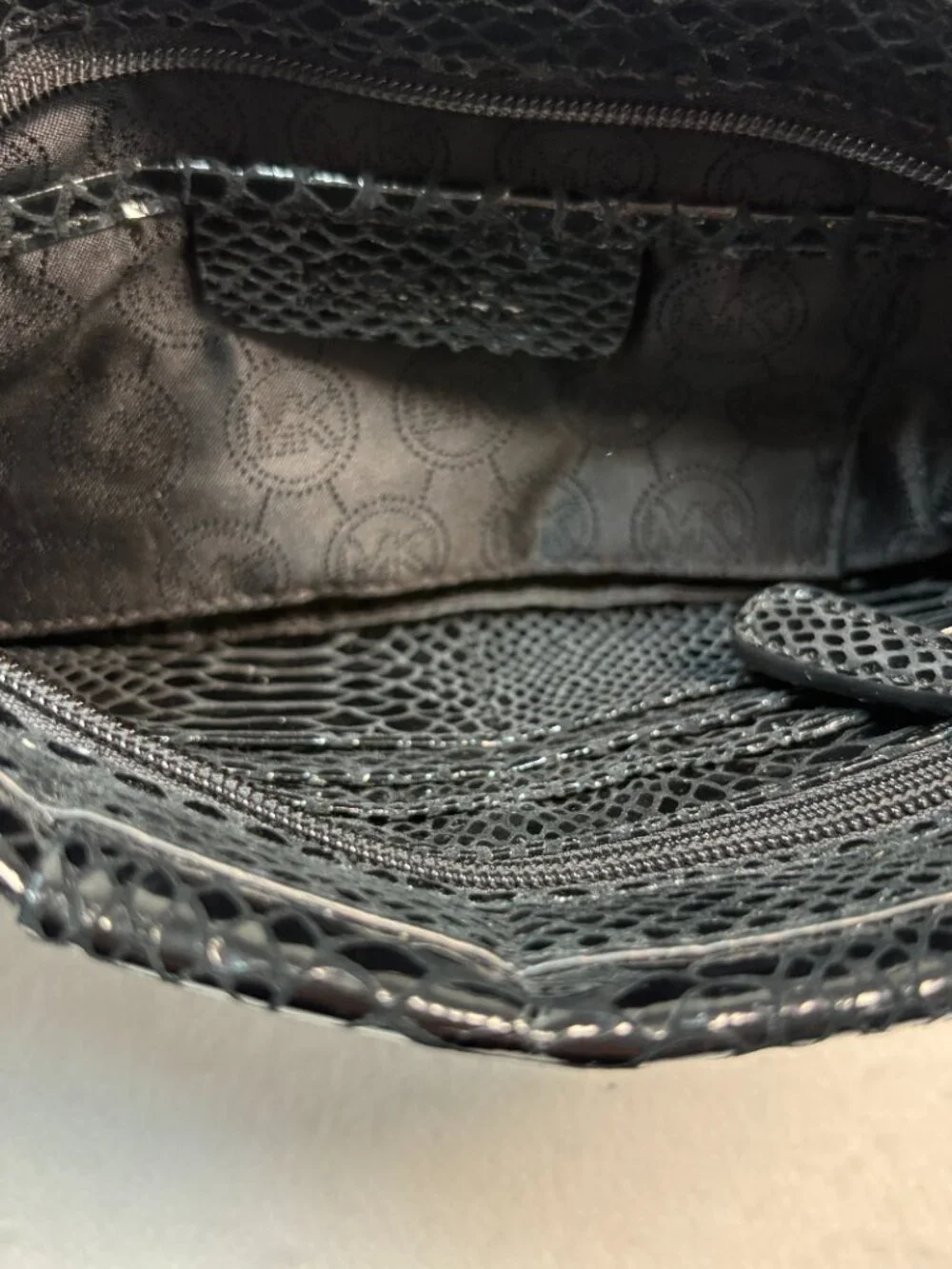 Michael Kors Black Snakeskin Pleated Convertible Bag Y2K Indie Sleek Grunge Chic